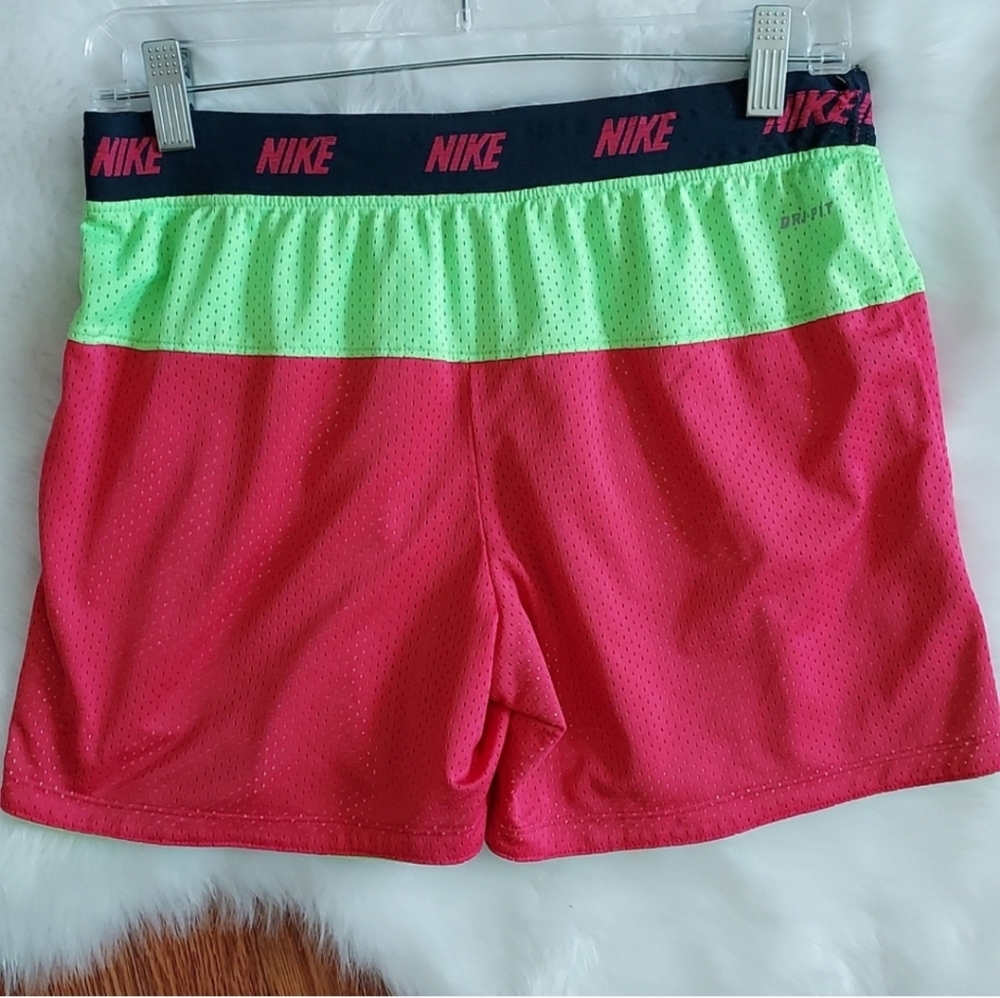 NIKE neon shorts, M - Picture 3 of 6